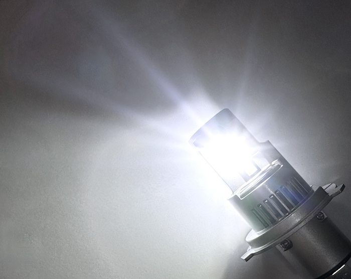 ハイビームインジケーター不点灯防止ユニット内蔵] LEDヘッド
