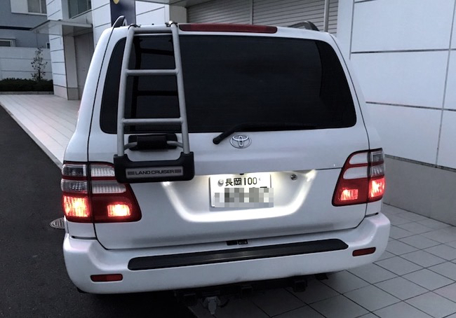 ランクル100／LEDナンバー灯(SMD5630)／ランドクルーザー100／UZJ100W  