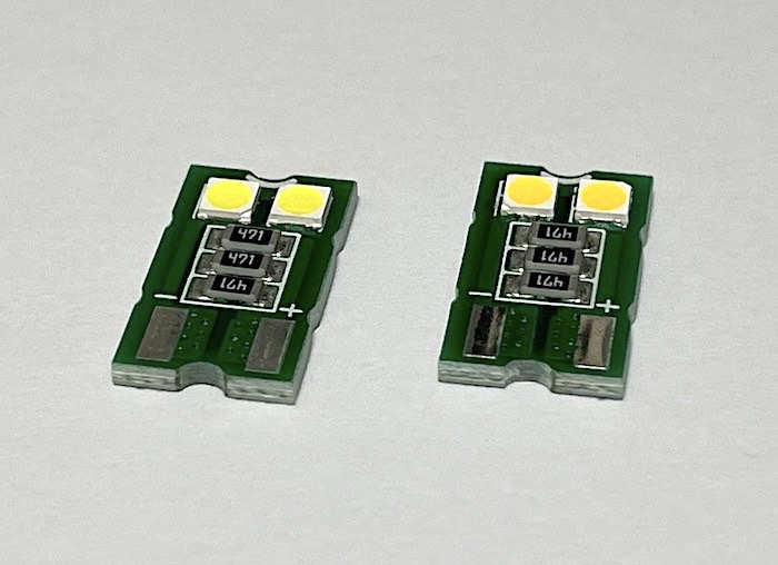 40系アルファード・ヴェルファイア／純正交換用 LED(3030Chips