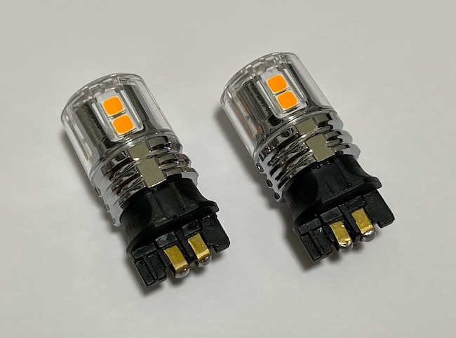 アウディA4／フロントウインカーランプ／3030ウルトラLED(12pcs) 900LM