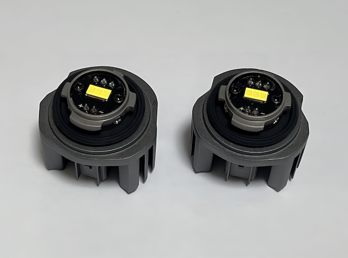 90系ヴォクシー／純正LEDバックランプ交換用パワーアップLED／2500LM x