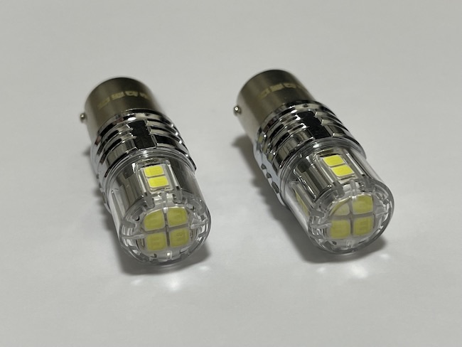 LAND CRUISER 80／コーナーランプ／3030 LED(12pcs)ウルトラ 900LM（白