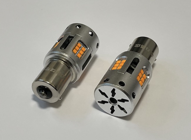 ハイゼットトラックリアLEDランプハイフラ防止内蔵型 2021年12月以降後期型 ハイゼットトラック／ハイフラキャンセラー内蔵 LEDウインカー