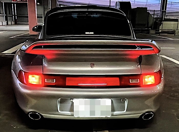 PORSCHE ポルシェ 993 純正 新品 右レッドテールランプ /レンズ
